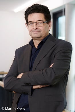  Prof. Roland Tiedemann